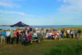 group picture of volunteers