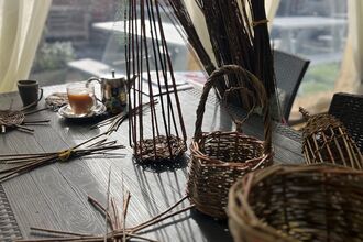 baskets being made at various stages