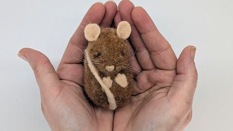 felting mouse