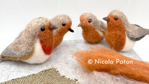 Robins made from felt 